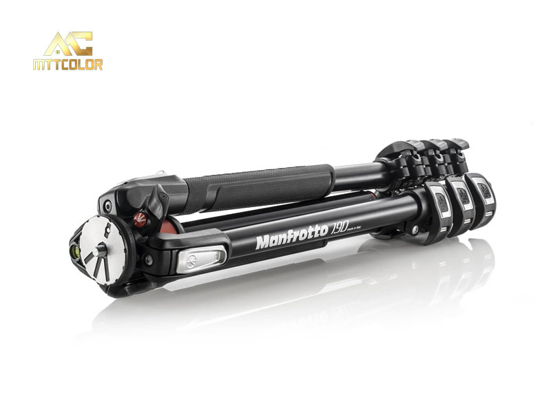 Manfrotto MT190XPRO4 Aluminum Tripod